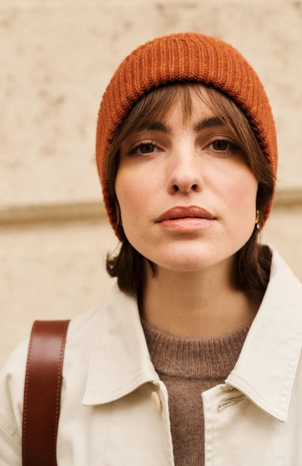 bonnet_mouchet_en_laine_mrinos_10.webp Femme Les Raffineurs Bonnet moucheté en laine mérinos