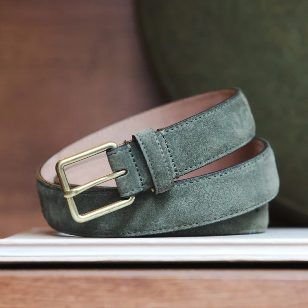 ceinture_en_cuir_sud_8.webp Homme Les Raffineurs Ceinture en cuir suédé