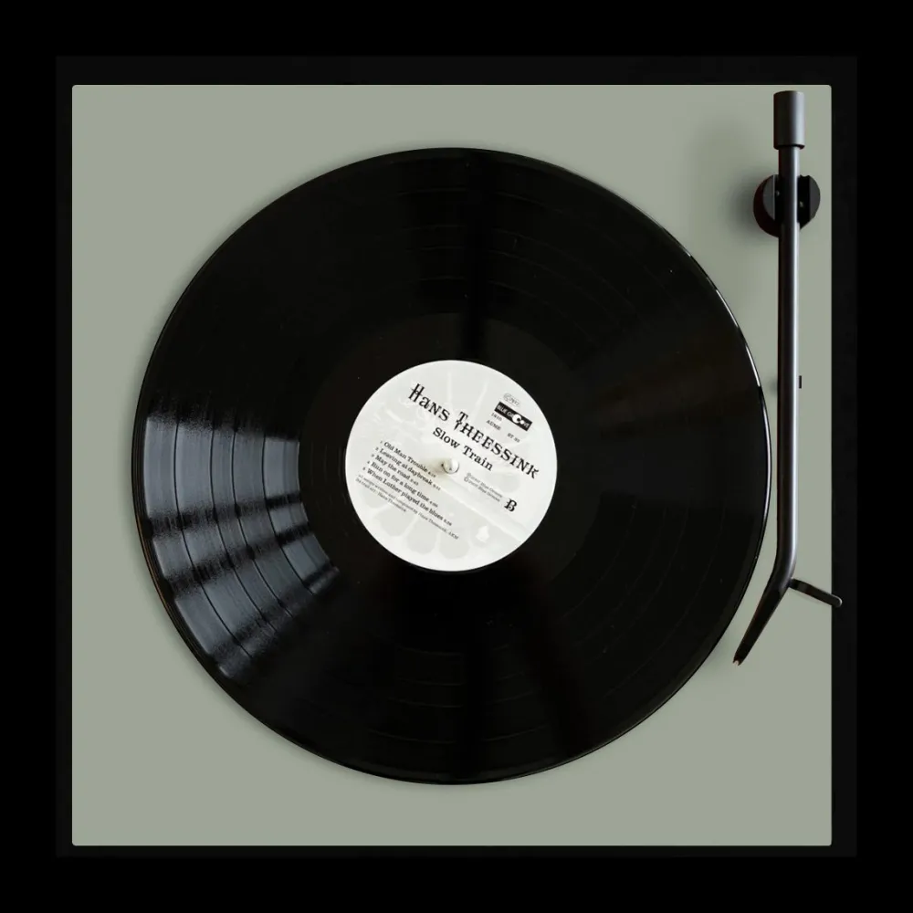 platine_vinyle_bluetooth_2.webp Les Raffineurs Platine vinyle Bluetooth