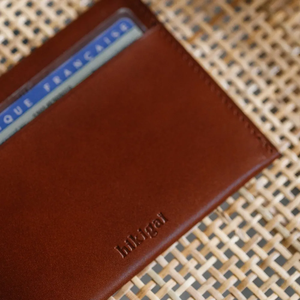 portecartes_id_en_cuir_2.webp Femme Les Raffineurs Porte-cartes ID en cuir