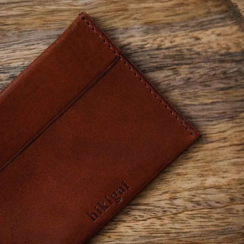 portecartes_slim_en_cuir_3.webp Femme Les Raffineurs Porte-cartes slim en cuir