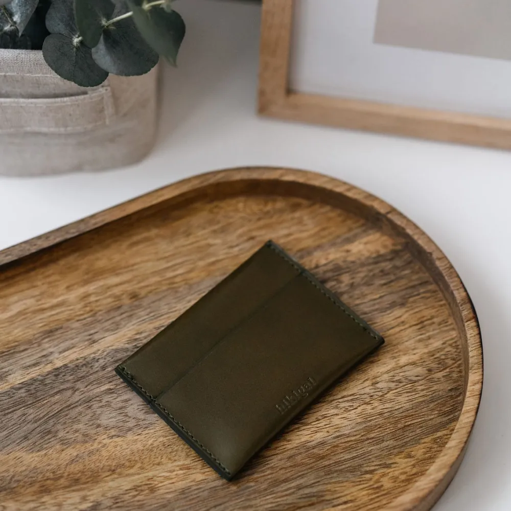 portecartes_slim_en_cuir_6.webp Femme Les Raffineurs Porte-cartes slim en cuir