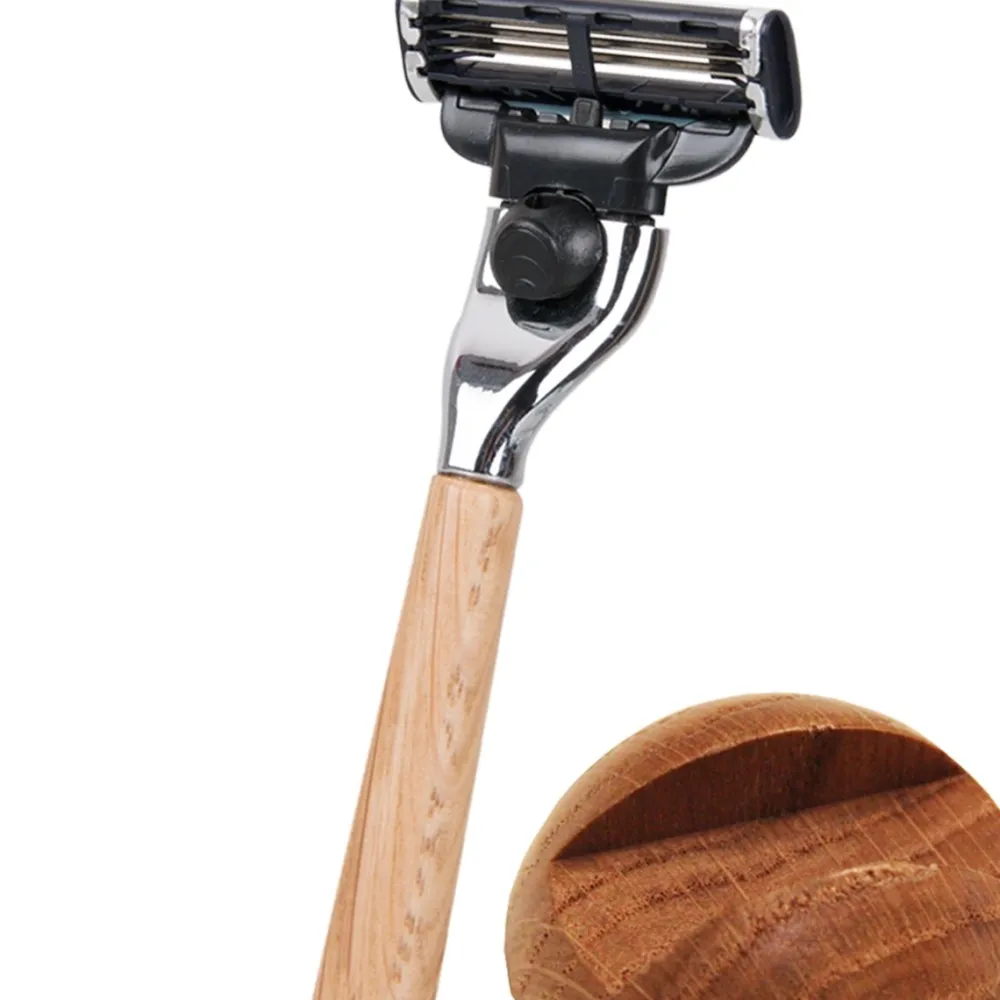 rasoir_en_bois_4.webp Homme Les Raffineurs Rasoir en bois