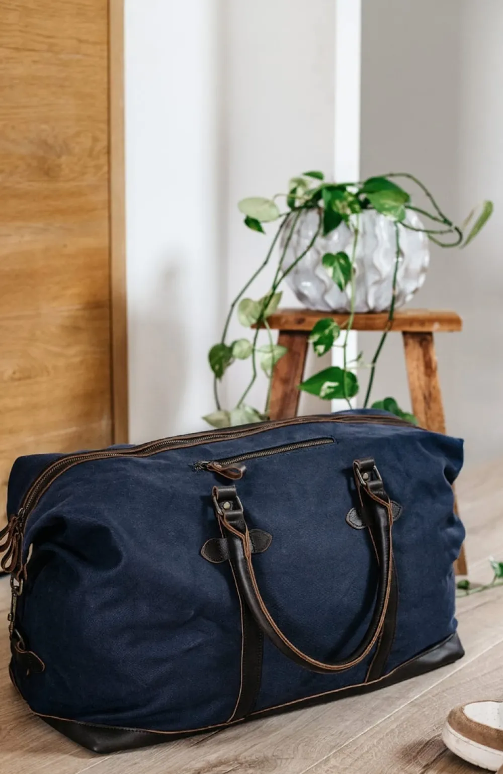 sac_weekend_toile__cuir_3.webp Femme Les Raffineurs Sac weekend toile & cuir