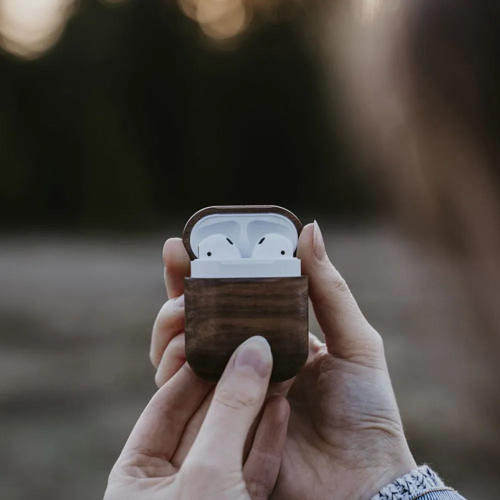 Les Raffineurs Étui pour AirPods en noyer